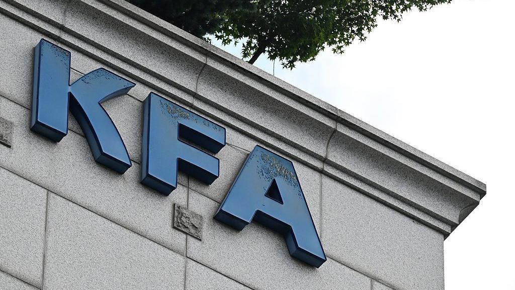 दक्षिण कोरिया फुटबॉल संकट: KFA ने रेफरी के लिए यौन सेवाओं
